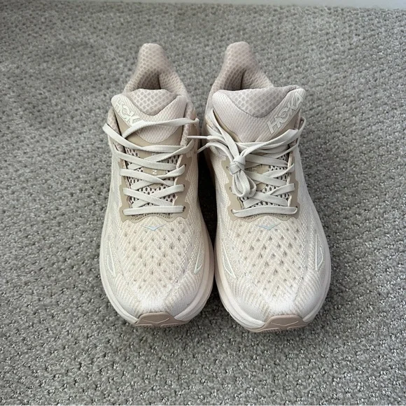 Hoka One One Clifton 9 ‘Shifting Sand’ – Women’s Size 7 - Picture 2 of 5